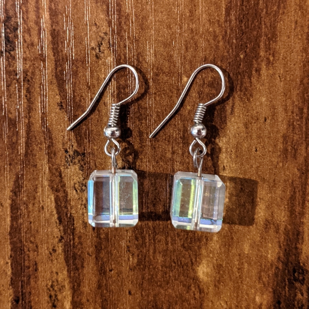 Earrings Collection - Picture 6 of 7